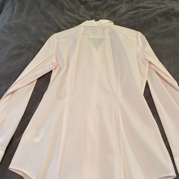 BUNDLE OF 3 - Women’s Button Down Shirts - Picture 9 of 13